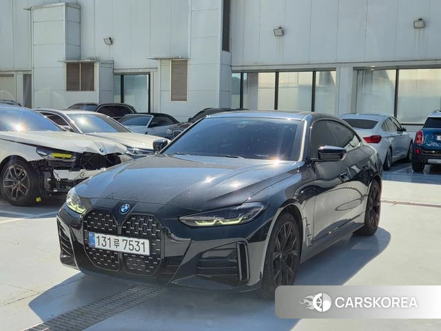 BMW 4 Series (G22) 2024 Черный из Кореи