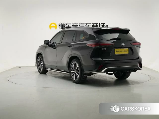 Toyota Crown 2025 Черный из Китая
