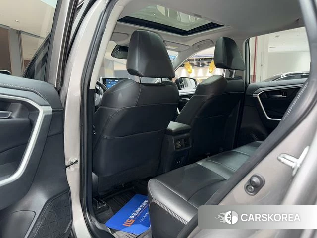 Toyota RAV4 2021 Шампань из Китая