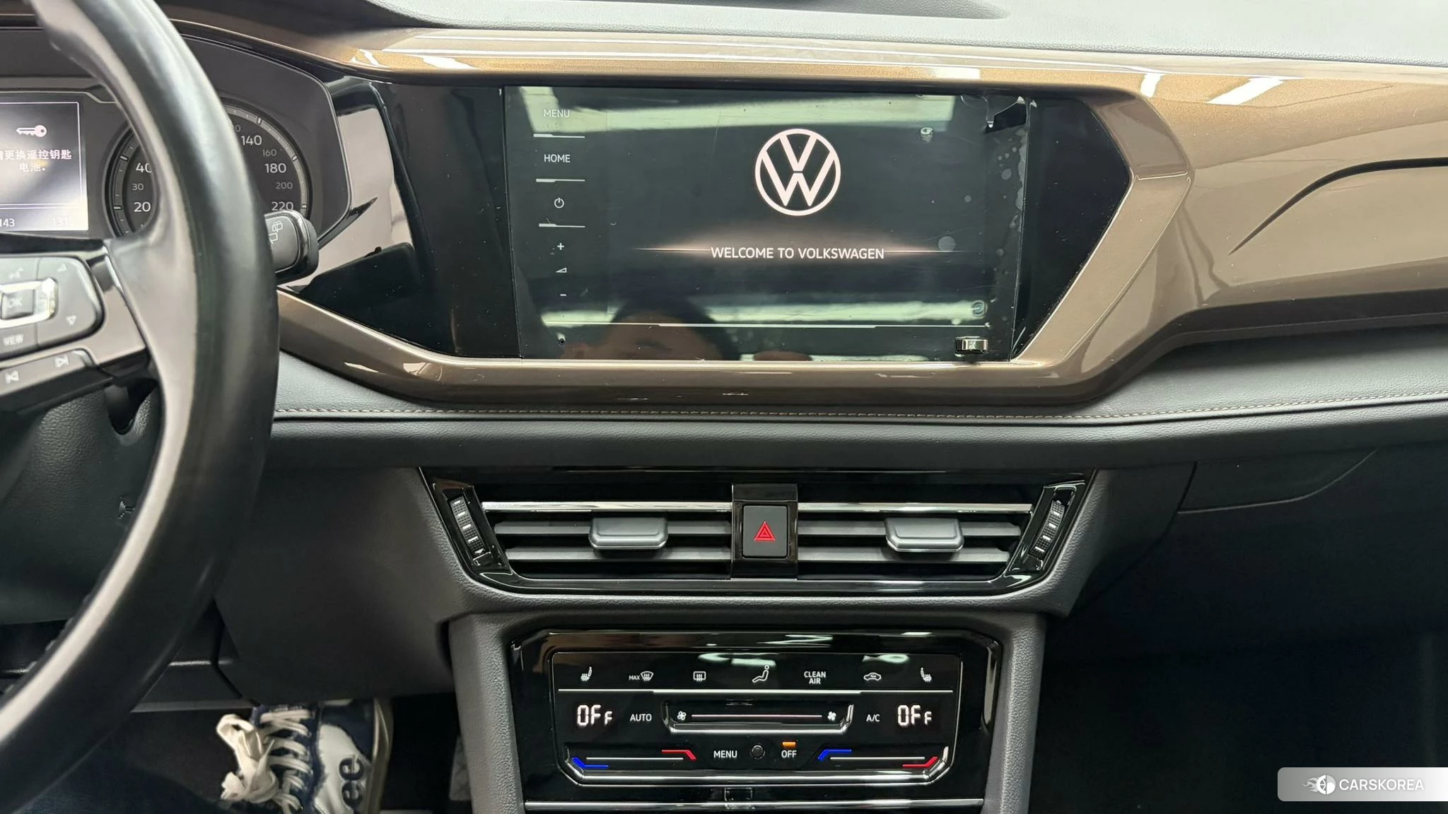 Volkswagen Tharu 2020 Белый из Китая