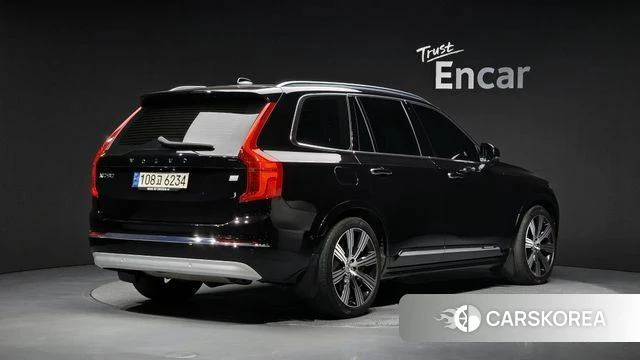 Volvo XC90 second Generation 2022 Белый из Кореи