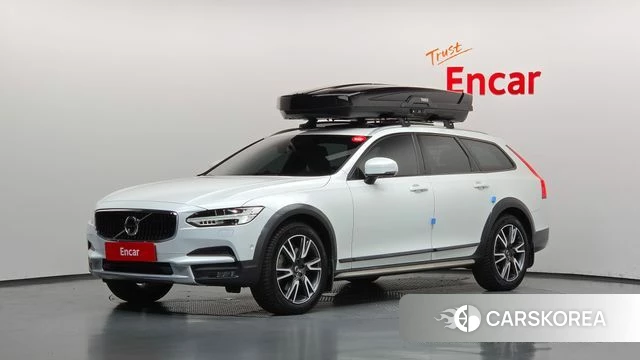 Volvo V90 Cross-Country 2019 Белый из Кореи