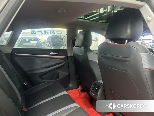 Volkswagen Lamando 2022 Белый из Китая