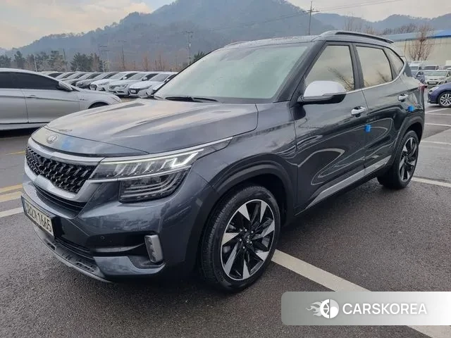 Kia Seltos 2021 Серый из Кореи