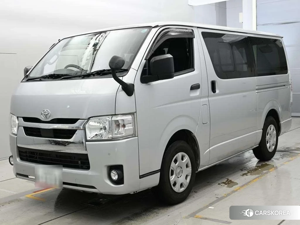 Toyota HiAce Van 2021 из Японии