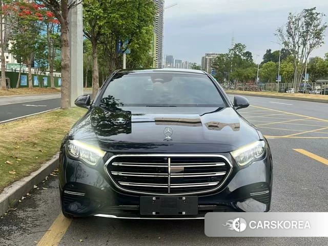 Mercedes-Benz E-Class 2024 Синий из Китая