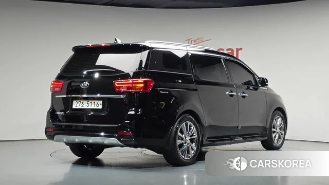 Kia The New Carnival 2018 Черный из Кореи