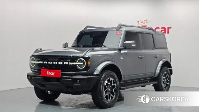 Ford Bronco 6th Generation 2023 Серый из Кореи
