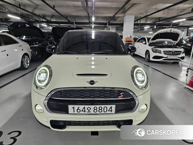 Mini Cooper S 2019 Белый из Кореи