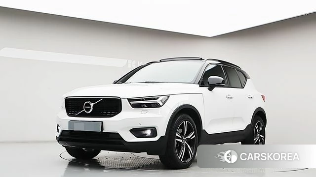 Volvo XC40 2021 Белый из Кореи