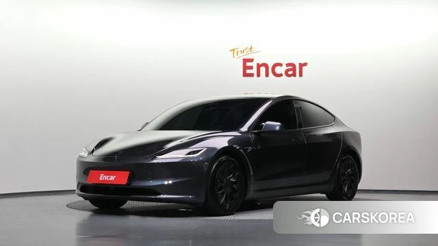 Tesla Model 3 2026 Серый из Кореи
