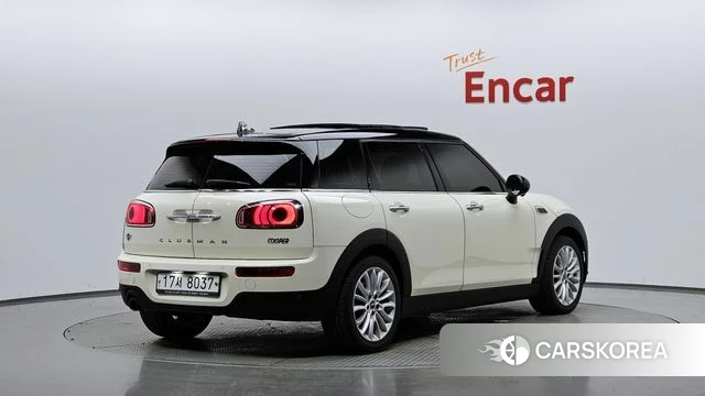 Mini Cooper Clubman 2018 Белый из Кореи