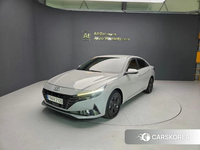 Hyundai Avante (CN7) 2022 Серебристо-серый из Кореи