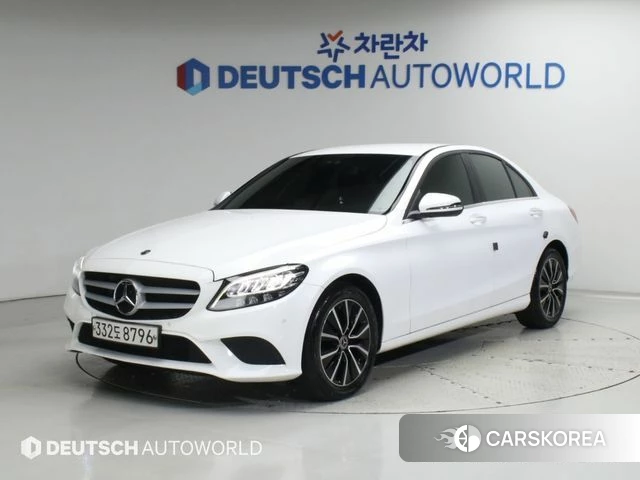 Mercedes-Benz C-Class W205 2019 Белый из Кореи