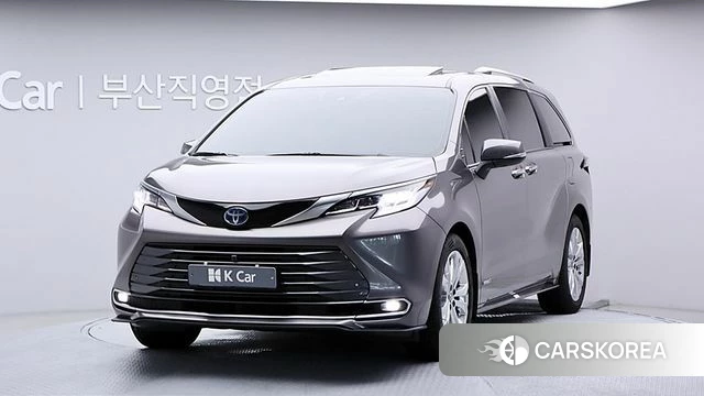 Toyota Sienna 4th Generation 2021 Серый из Кореи