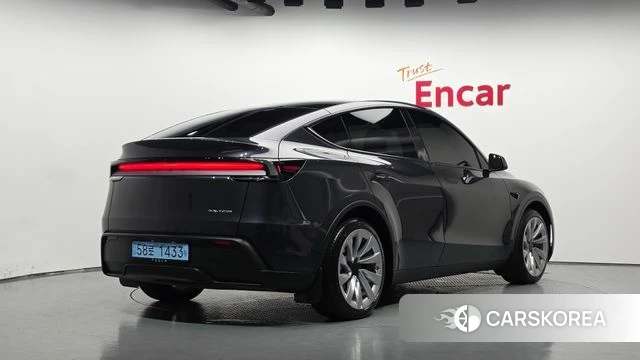 Tesla Model Y 2025 Серый из Кореи