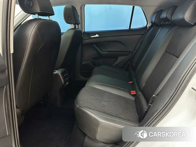 Volkswagen Tacqua 2022 Белый из Китая