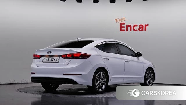 Hyundai Avante AD 2018 Белый из Кореи