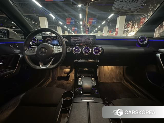 Mercedes-Benz A-Class 2021 Белый из Китая