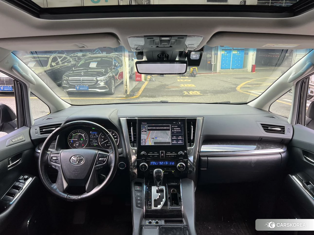Toyota Vellfire 2021 Черный из Китая