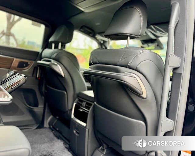Toyota Vellfire 2026 Черный из Китая