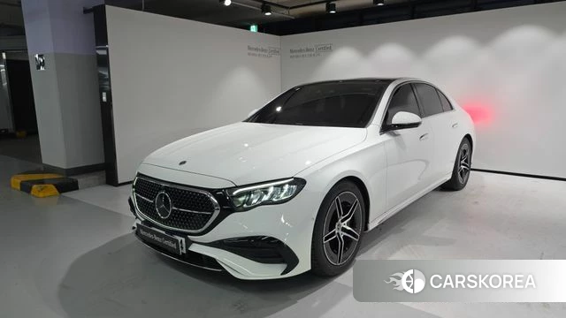 Mercedes-Benz E-Class W214 2026 Белый из Кореи