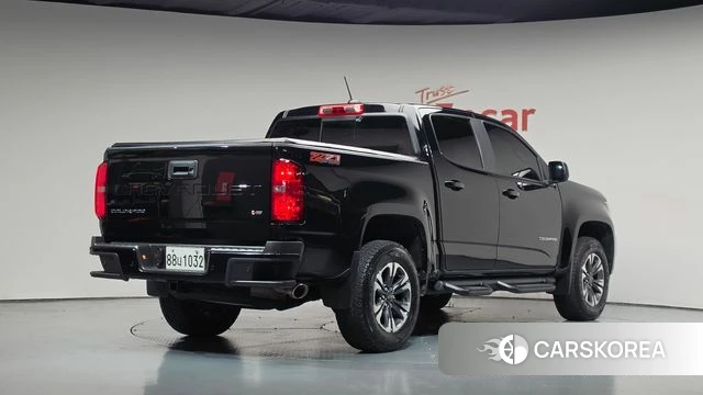 Chevrolet (GM Daewoo) Real New Colorado 2022 Черный из Кореи