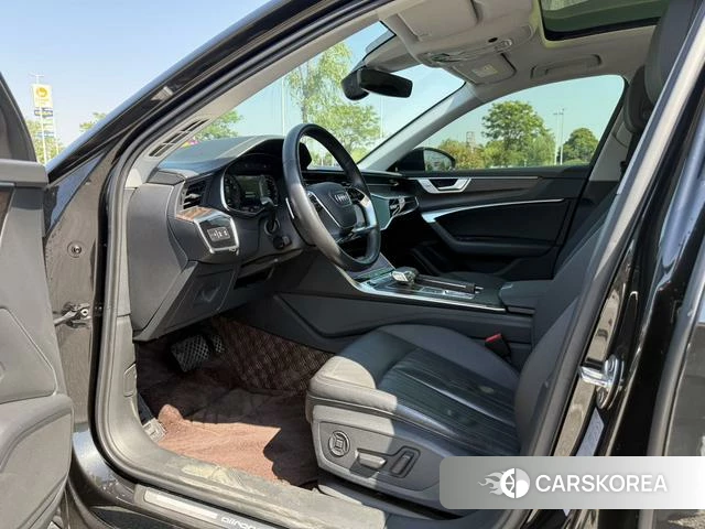 Audi A6 2021 Черный из Китая