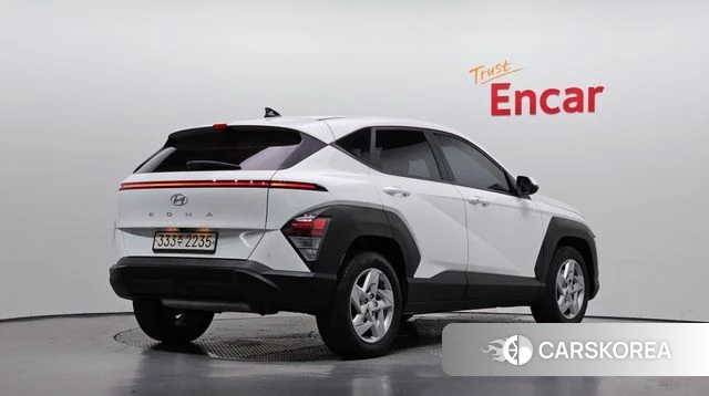 Hyundai Kona (SX2) 2023 Белый из Кореи
