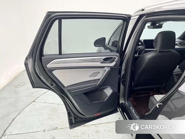 Volkswagen Tayron 2025 Черный из Китая