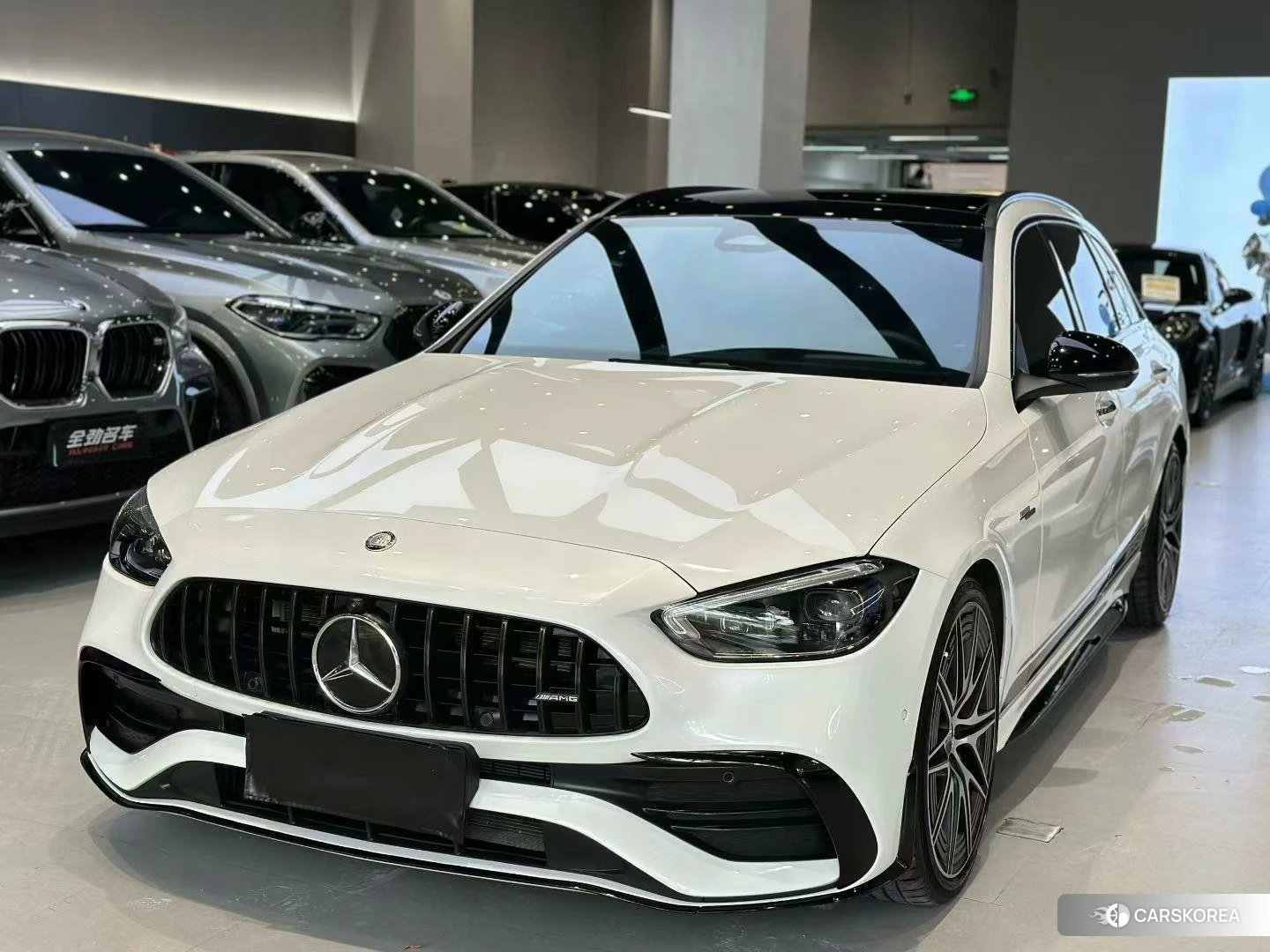 Mercedes-Benz AMG C-Class 2023 Белый из Китая