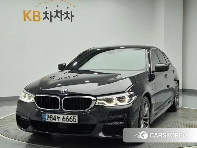 BMW 5 Series (G30) 2020 Черный из Кореи