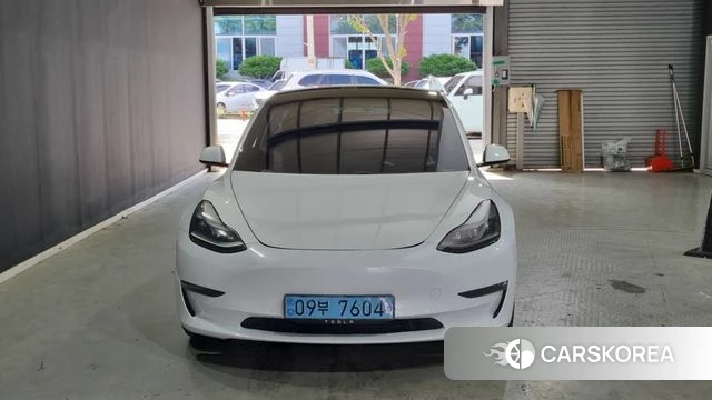Tesla Model 3 2021 Белый из Кореи