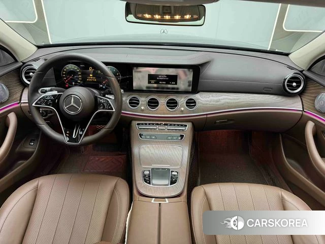 Mercedes-Benz E-Class 2021 Черный из Китая