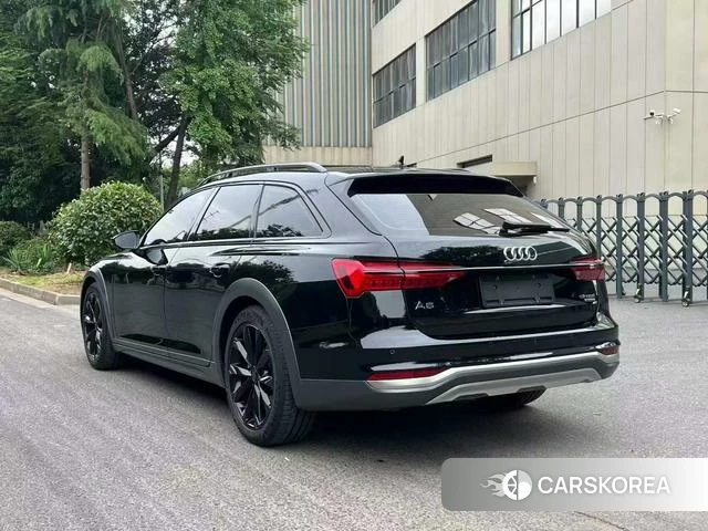 Audi A6 2021 Темно-серый из Китая