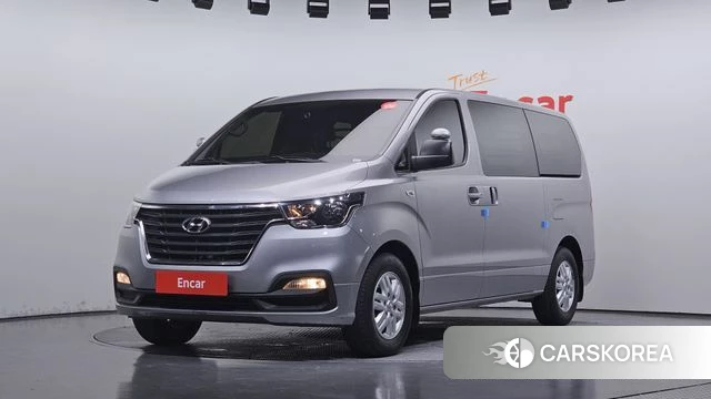 Hyundai The New Grand Starex 2021 Серебристо-серый из Кореи