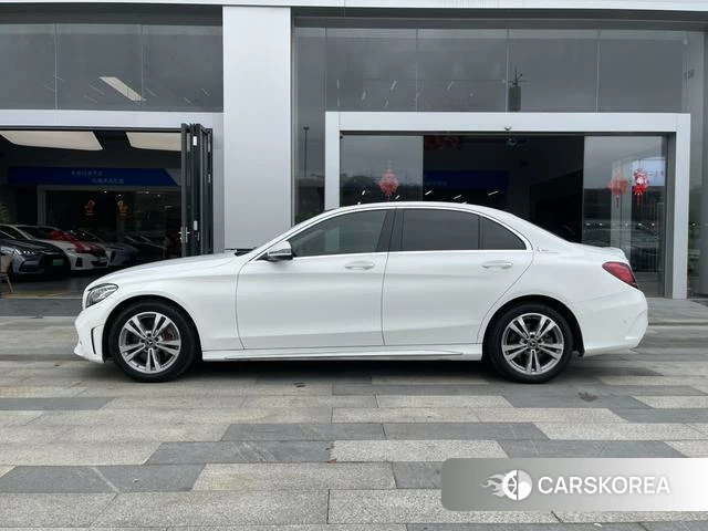 Mercedes-Benz C-class 2021 Белый из Китая