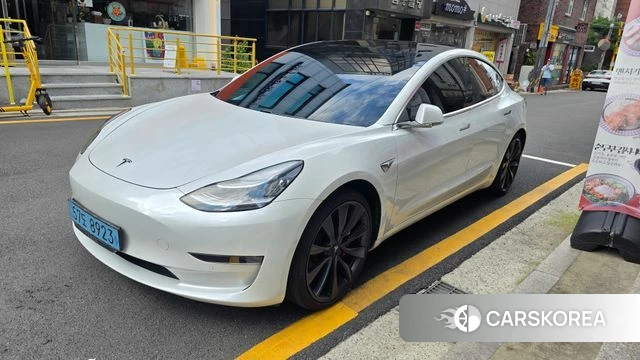 Tesla Model 3 2020 Белый из Кореи