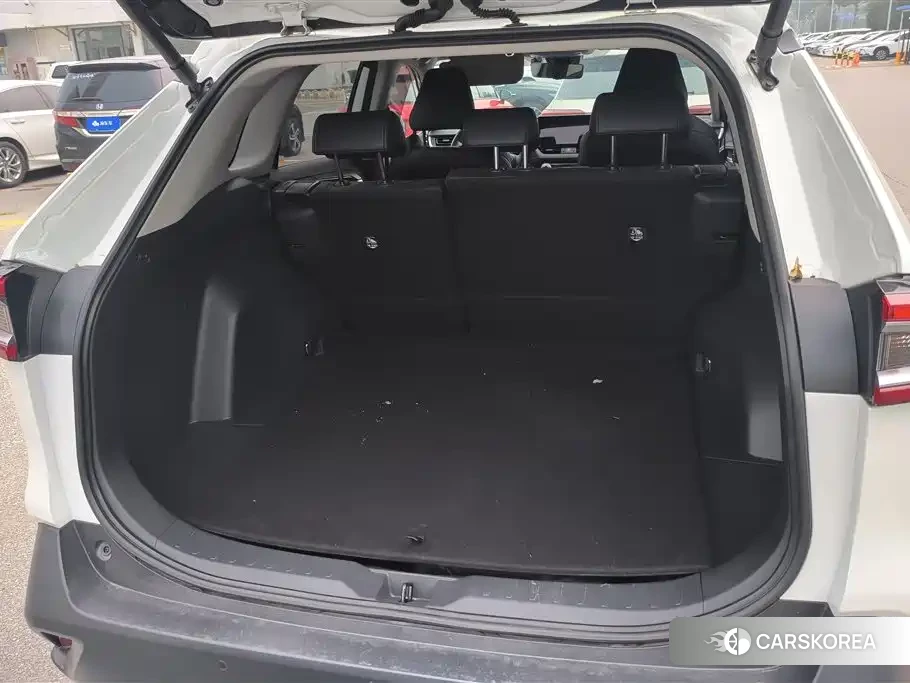 Toyota Wildlander 2023 Белый из Китая