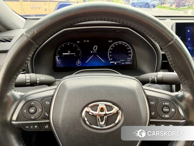 Toyota Avalon 2024 Серебристо-серый из Китая