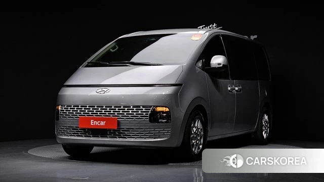 Hyundai Staria 2021 Серебряный из Кореи