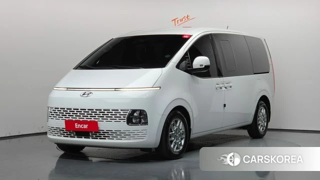 Hyundai Staria 2023 Белый из Кореи