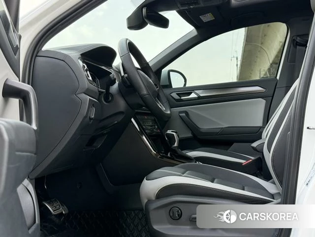 Volkswagen T-Roc 2024 Белый из Китая