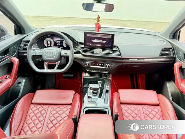 Audi Q5L 2022 Белый из Китая