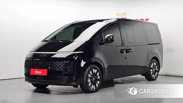 Hyundai Staria 2025 Черный из Кореи