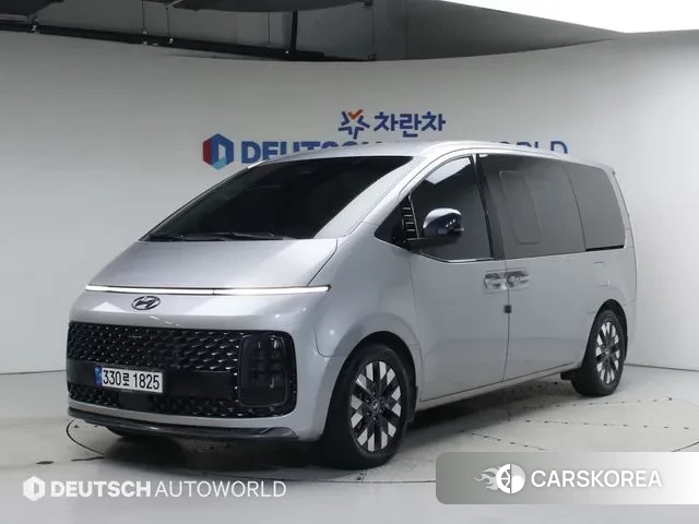 Hyundai Staria 2022 Серебряный из Кореи