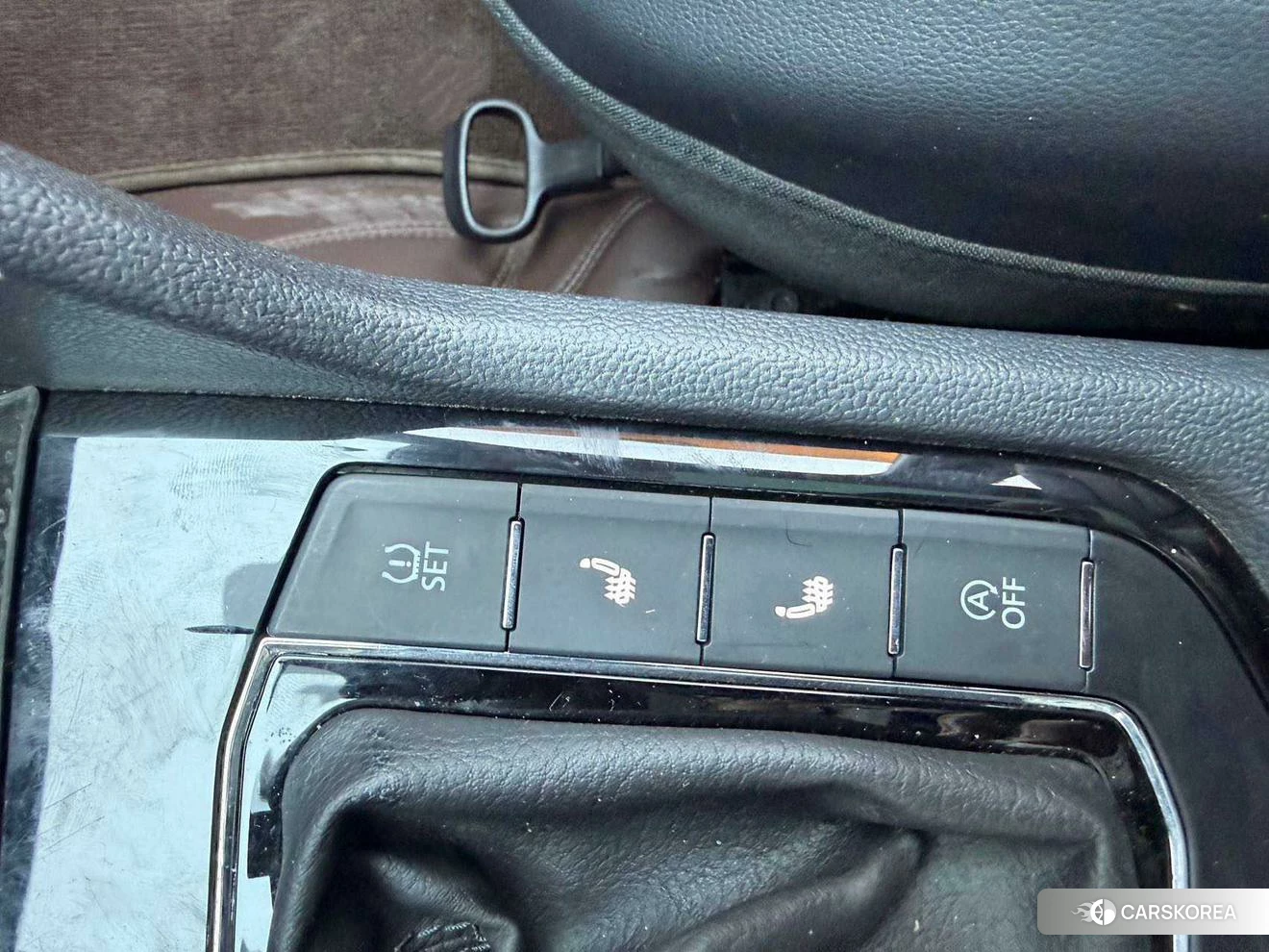 Volkswagen Tharu 2020 Белый из Китая