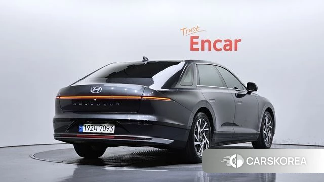Hyundai Grandeur Hybrid (GN7) 2023 Серый из Кореи