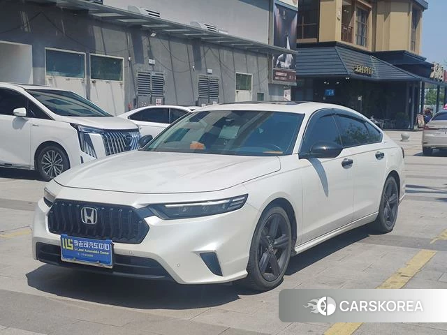 Honda Inspire 2024 Белый из Китая