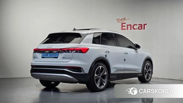 Audi Q4 e-Tron (F4) 2022 Белый из Кореи